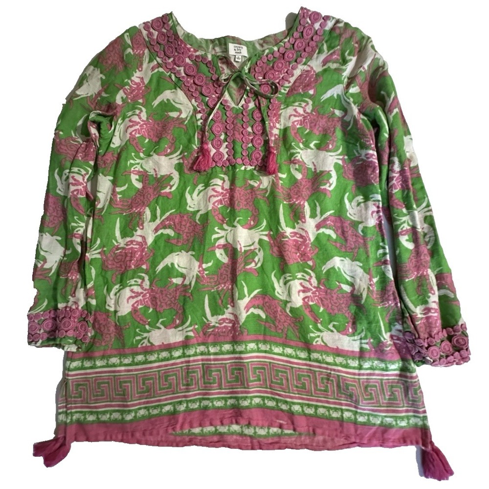 Crown & Ivy Beach Medium Crab Print Tunic Top Pink Green‎ Tassel Boho Coastal